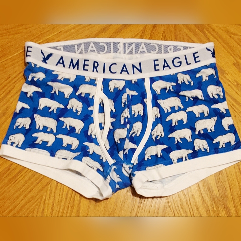 AMERICAN EAGLE